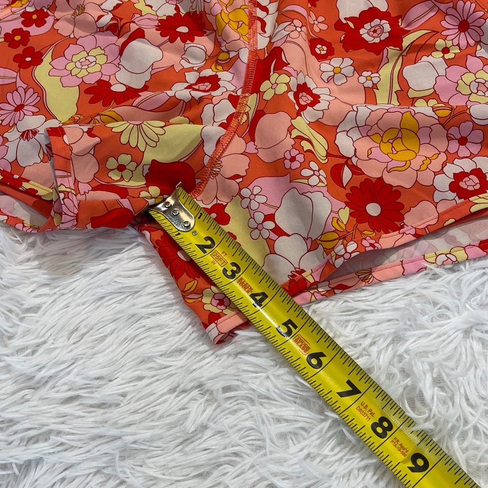 Avia Red Floral Women's Athletic Shorts SIZE L 12-14 BUILT IN UNDERPANTS - Picture 2 of 10